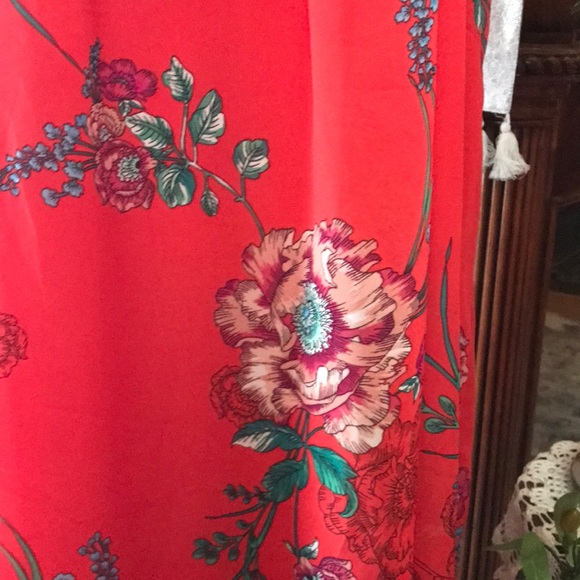 NWT Plus Size Red Floral Cold Shoulder Dress - Picture 5 of 8